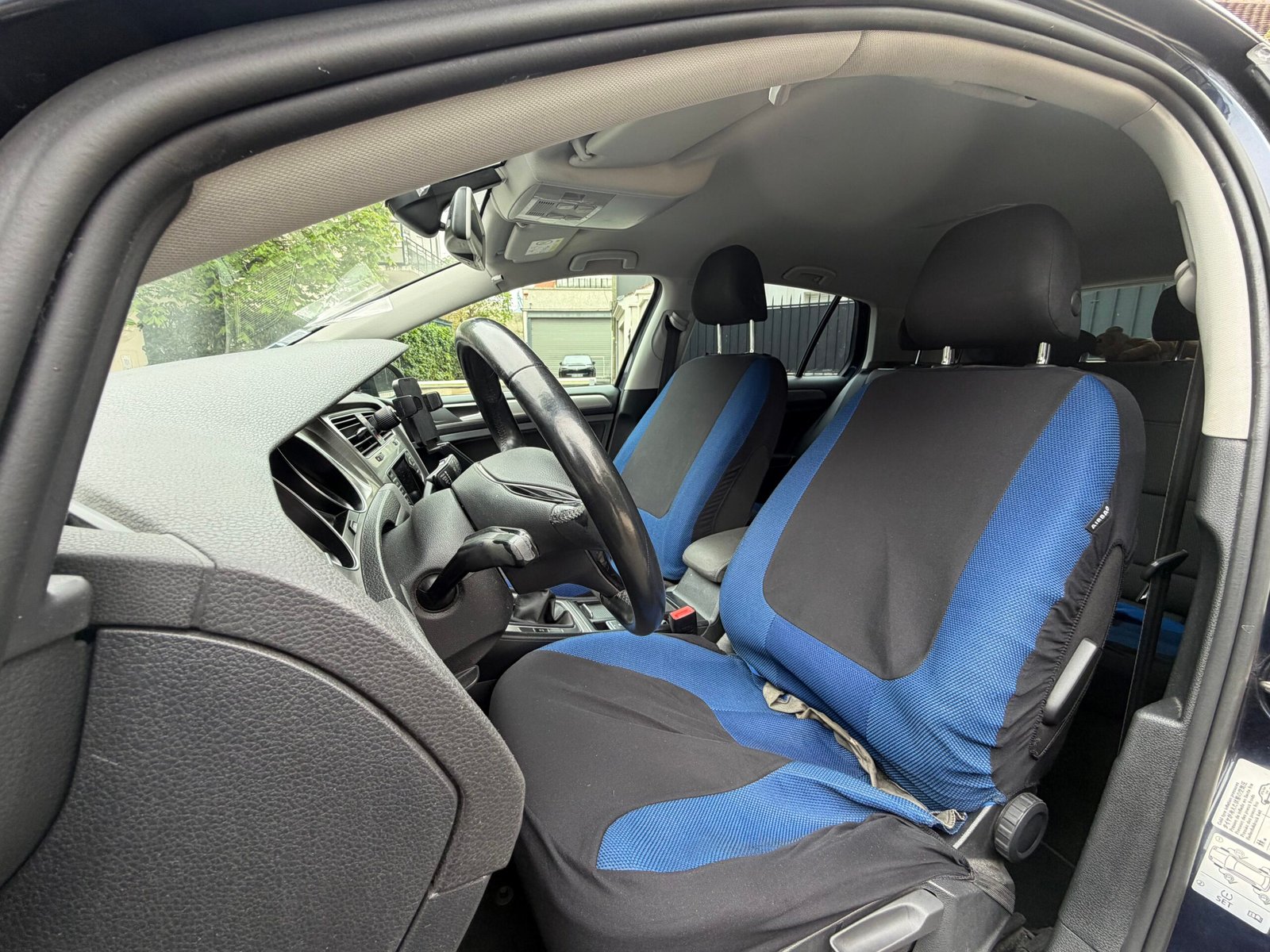 VOLKSWAGEN GOLF VII 1.6 TDI 110ch Confortline business