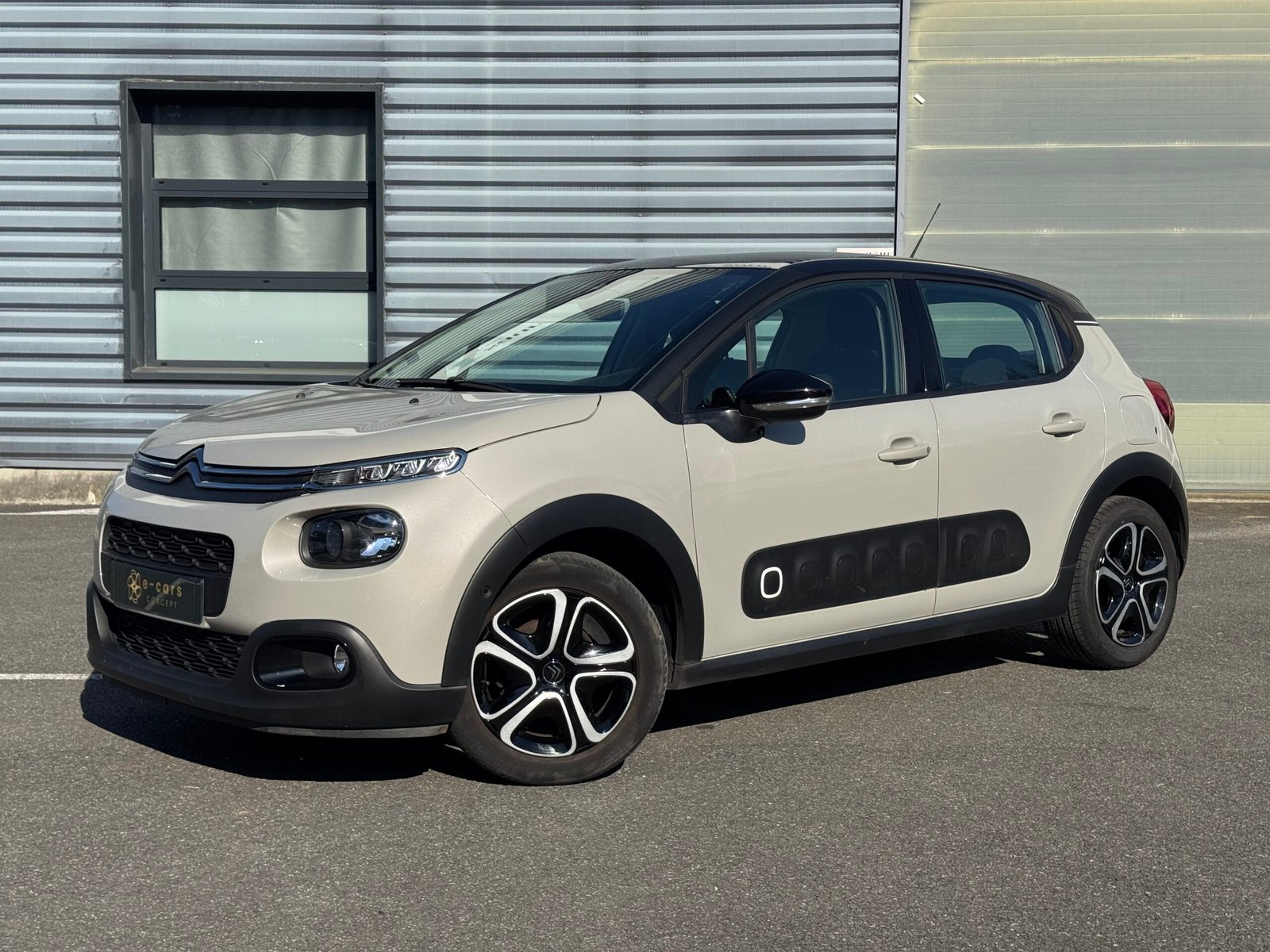 CITROËN C3 III 1.2 VTi PureTech Courroie Changer Campagne De Rappel 12V 82 cv Shine