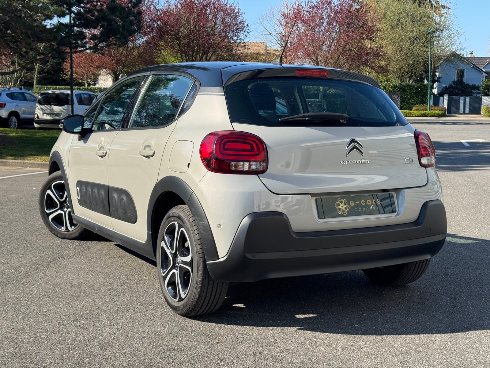 CITROËN C3 III 1.2 VTi PureTech Courroie Changer Campagne De Rappel 12V 82 cv Shine