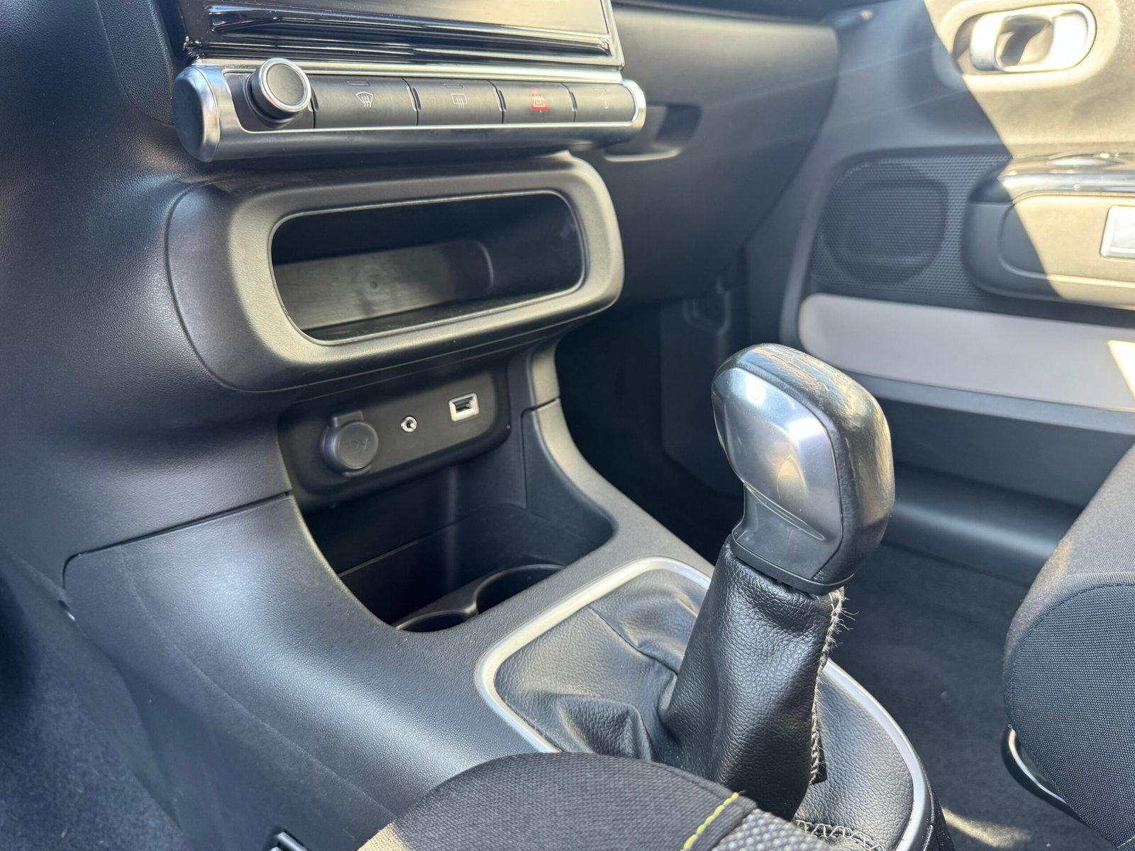 CITROËN C3 III 1.2 VTi PureTech Courroie Changer Campagne De Rappel 12V 82 cv Shine