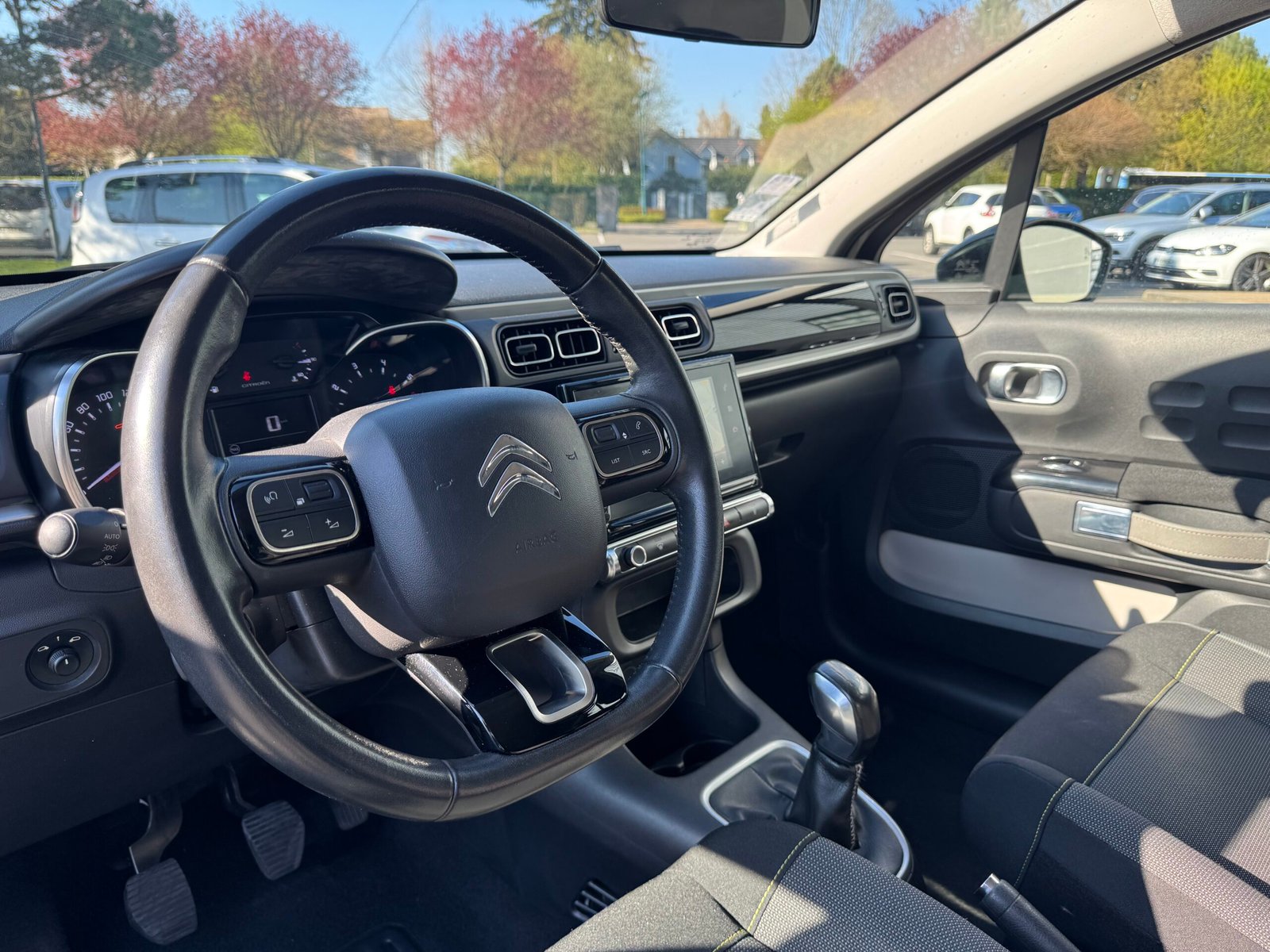 CITROËN C3 III 1.2 VTi PureTech Courroie Changer Campagne De Rappel 12V 82 cv Shine