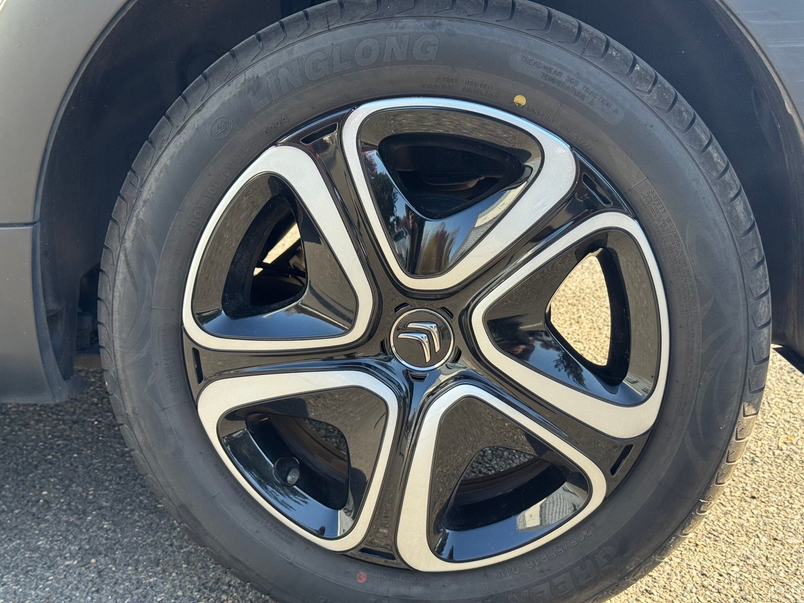 CITROËN C3 III 1.2 VTi PureTech Courroie Changer Campagne De Rappel 12V 82 cv Shine