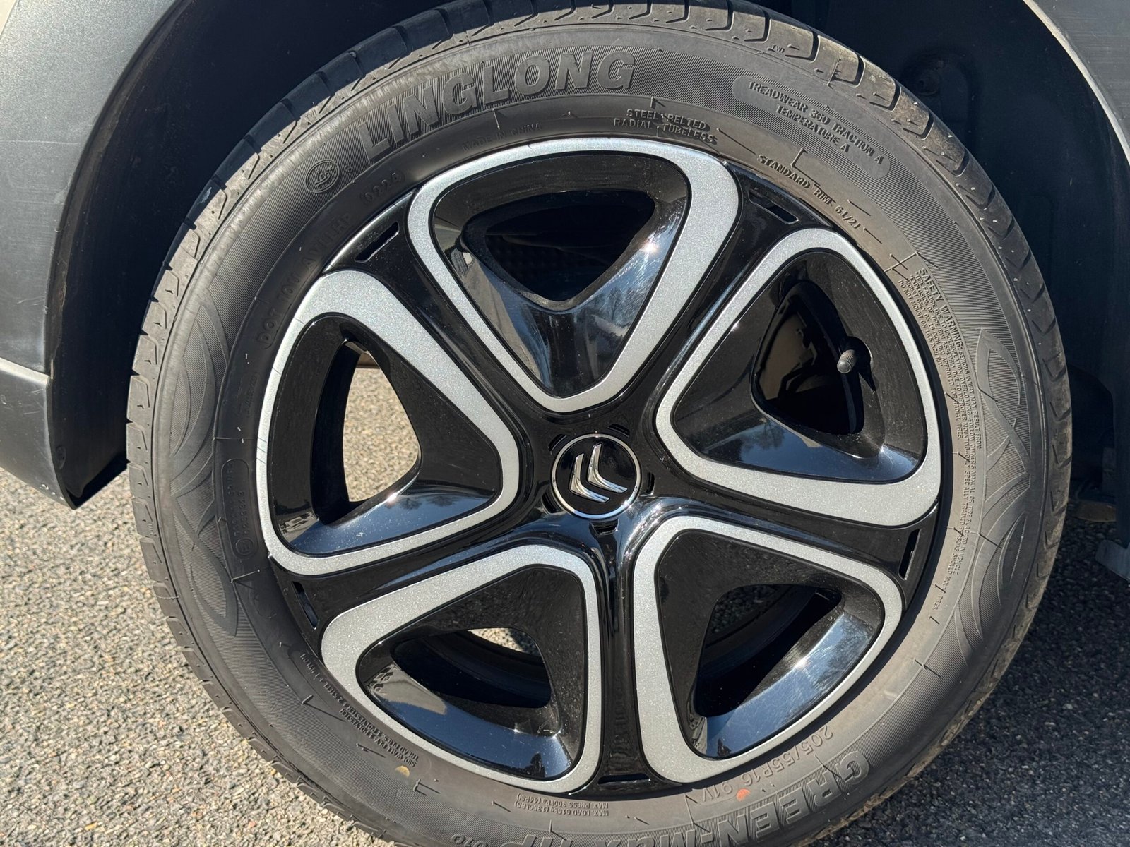 CITROËN C3 III 1.2 VTi PureTech Courroie Changer Campagne De Rappel 12V 82 cv Shine