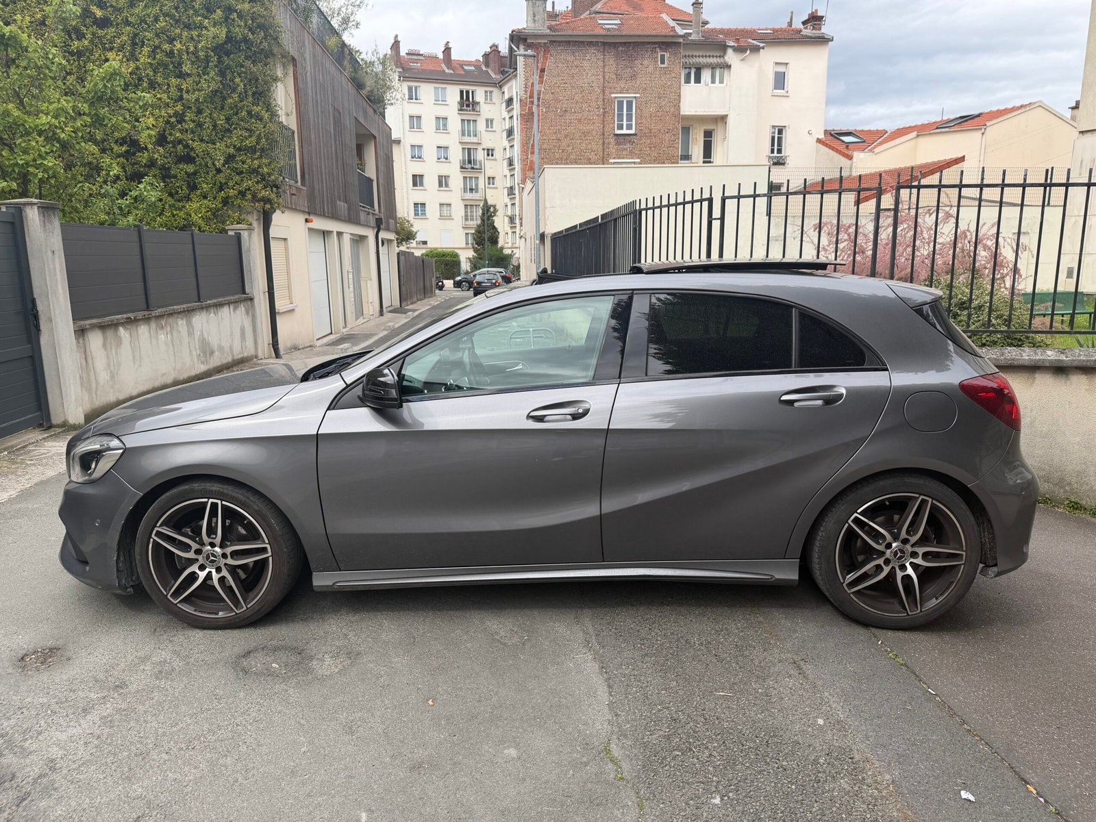 MERCEDES-BENZ Classe A Phase 2 160 1.6 Ti 16V 7G-DCT 102 cv Boîte auto
