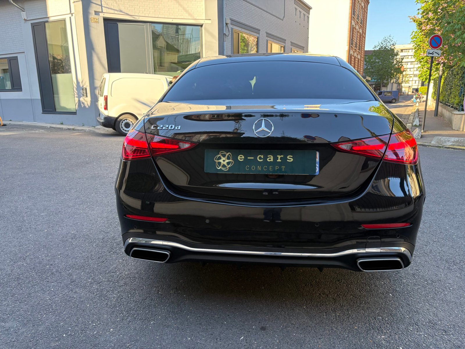 Mercedes Benz classe C AMG LINE 220 D  2.0 D EQ Boost  9G Tronic 200 cv boîte auto