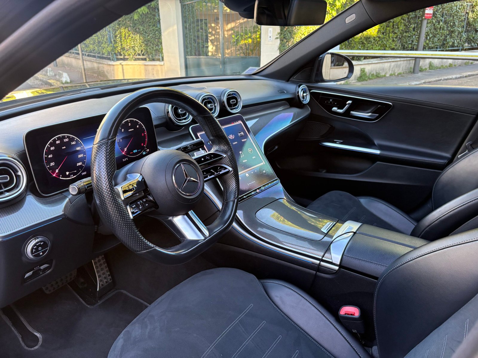 Mercedes Benz classe C AMG LINE 220 D  2.0 D EQ Boost  9G Tronic 200 cv boîte auto