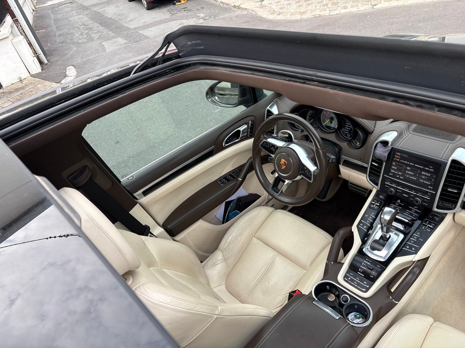 Porsche Cayenne 300 e hybrid 416 cv 3.0i V6 boîte auto