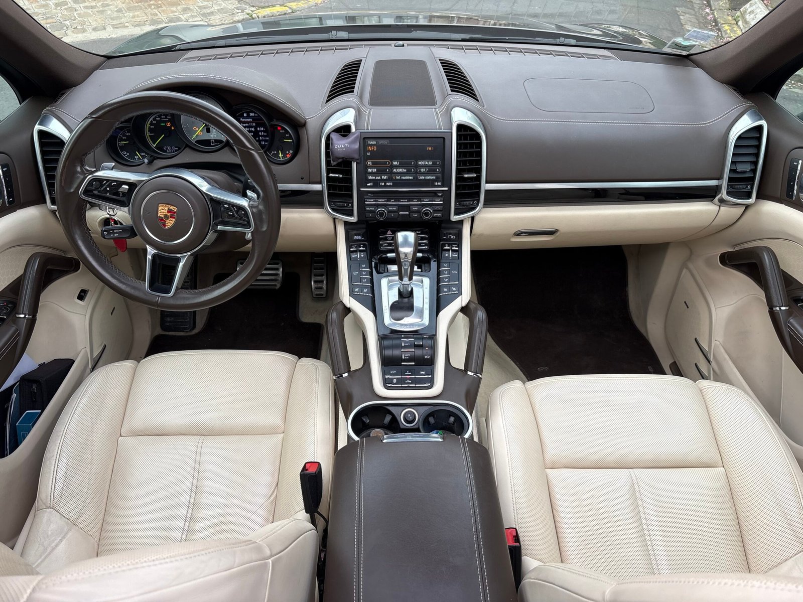 Porsche Cayenne 300 e hybrid 416 cv 3.0i V6 boîte auto