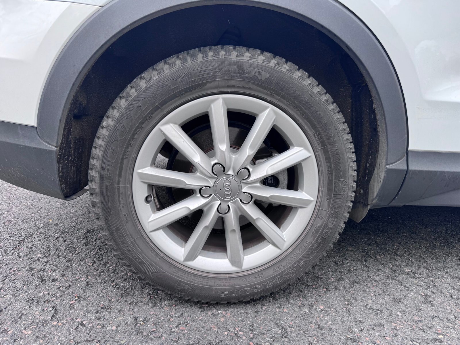 AUDI Q3 I (phase 2) 1.4 TFSi S Tronic6 150 ch « Ambiente »