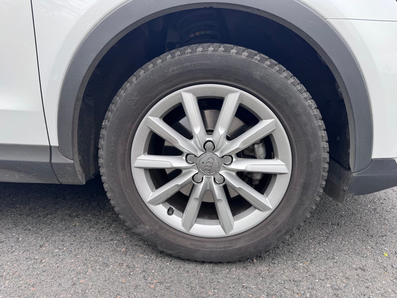 AUDI Q3 I (phase 2) 1.4 TFSi S Tronic6 150 ch « Ambiente »