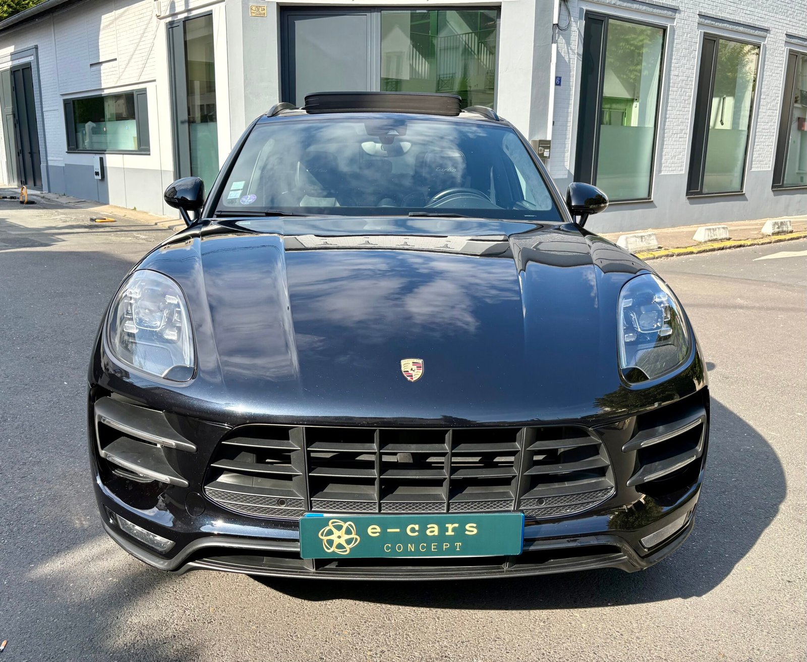 Porsche Macan turbo pack performance 442 cv