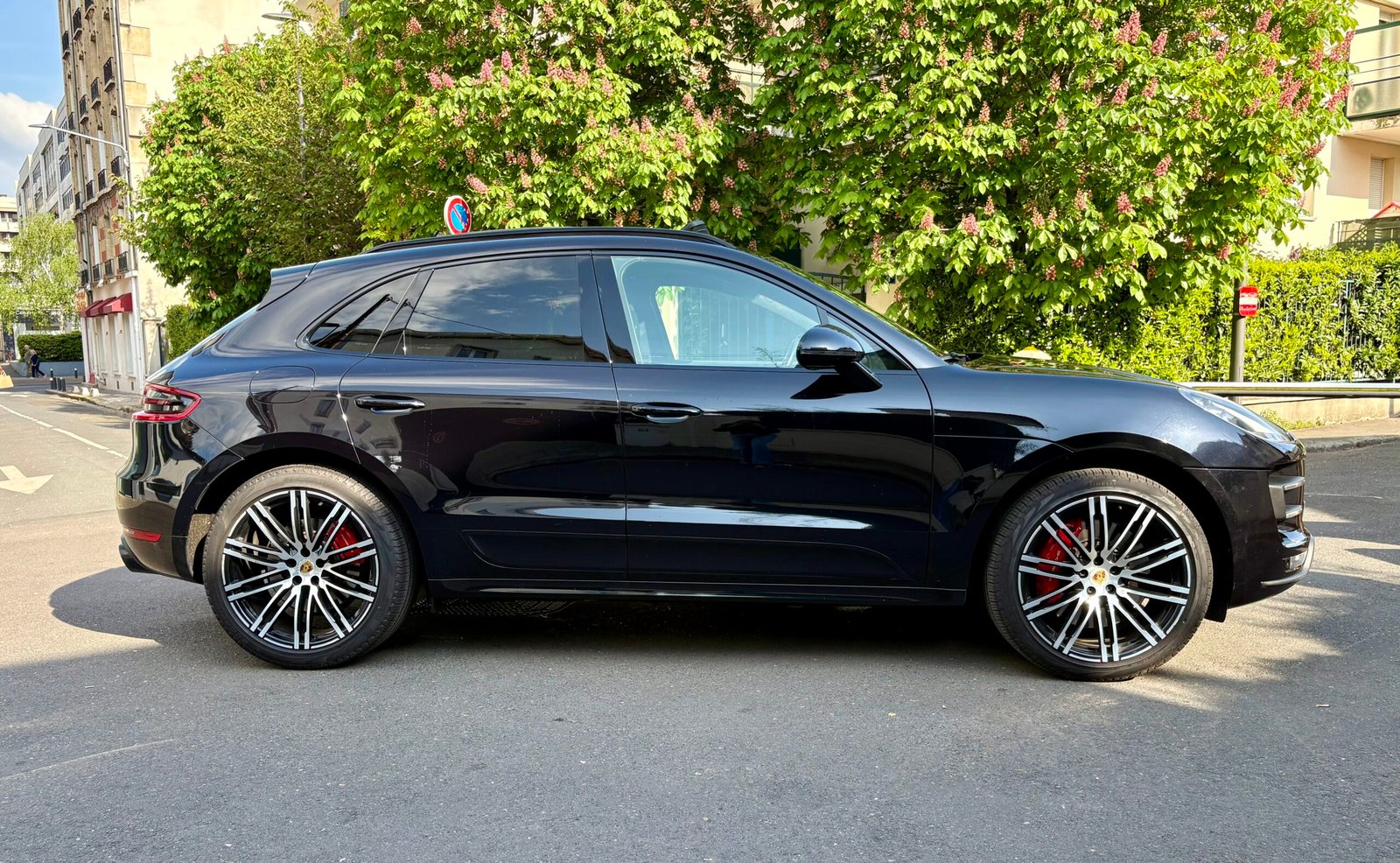 Porsche Macan turbo pack performance 442 cv