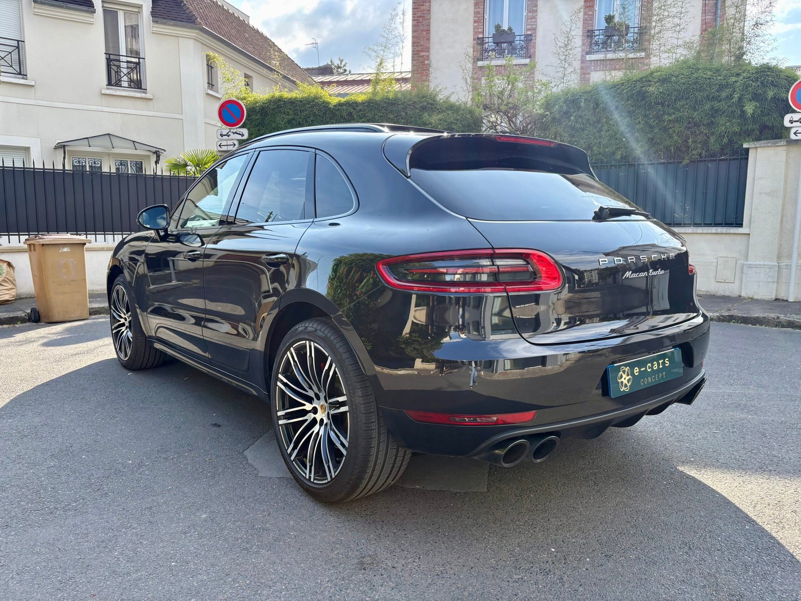 Porsche Macan turbo pack performance 442 cv