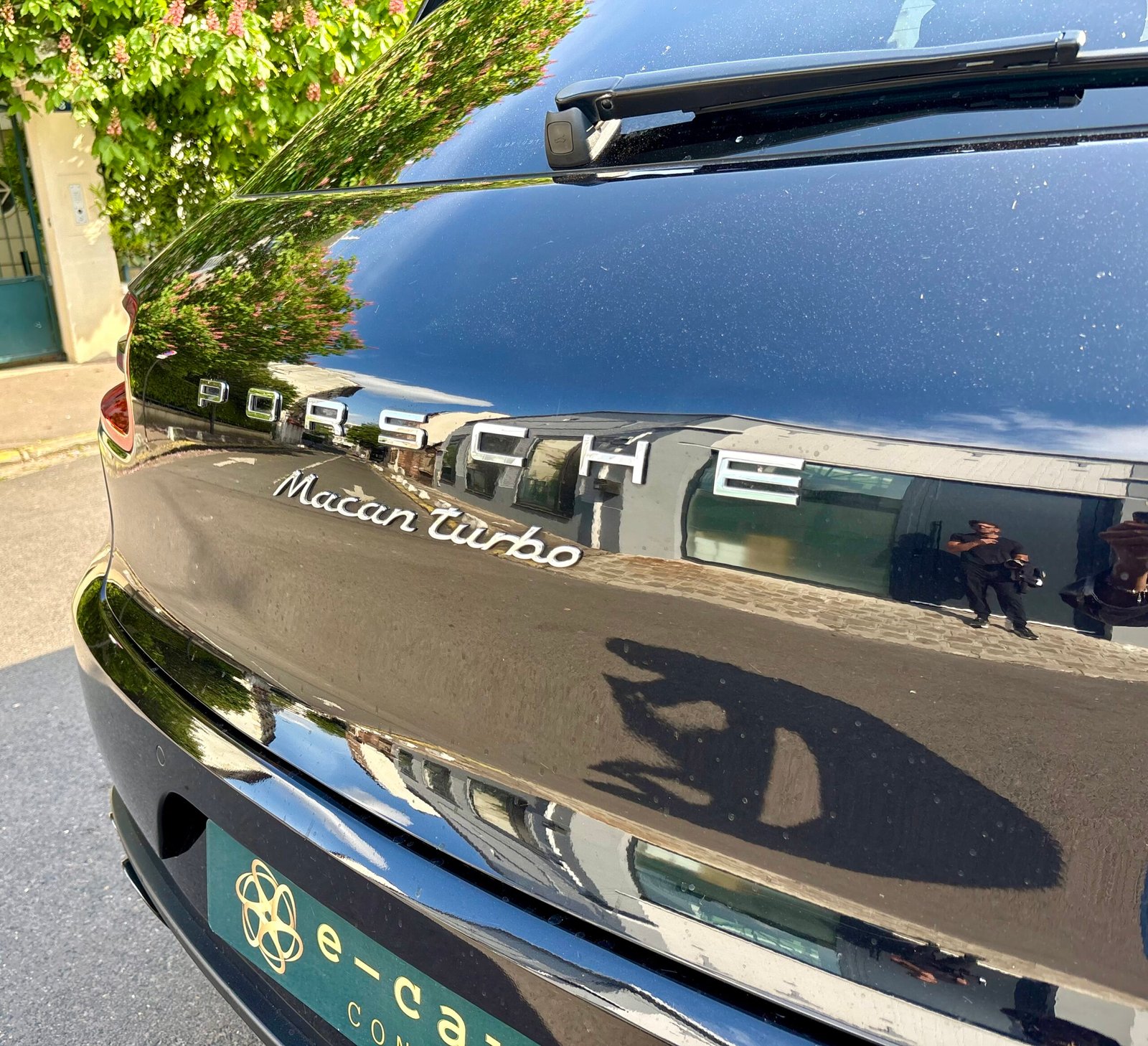 Porsche Macan turbo pack performance 442 cv