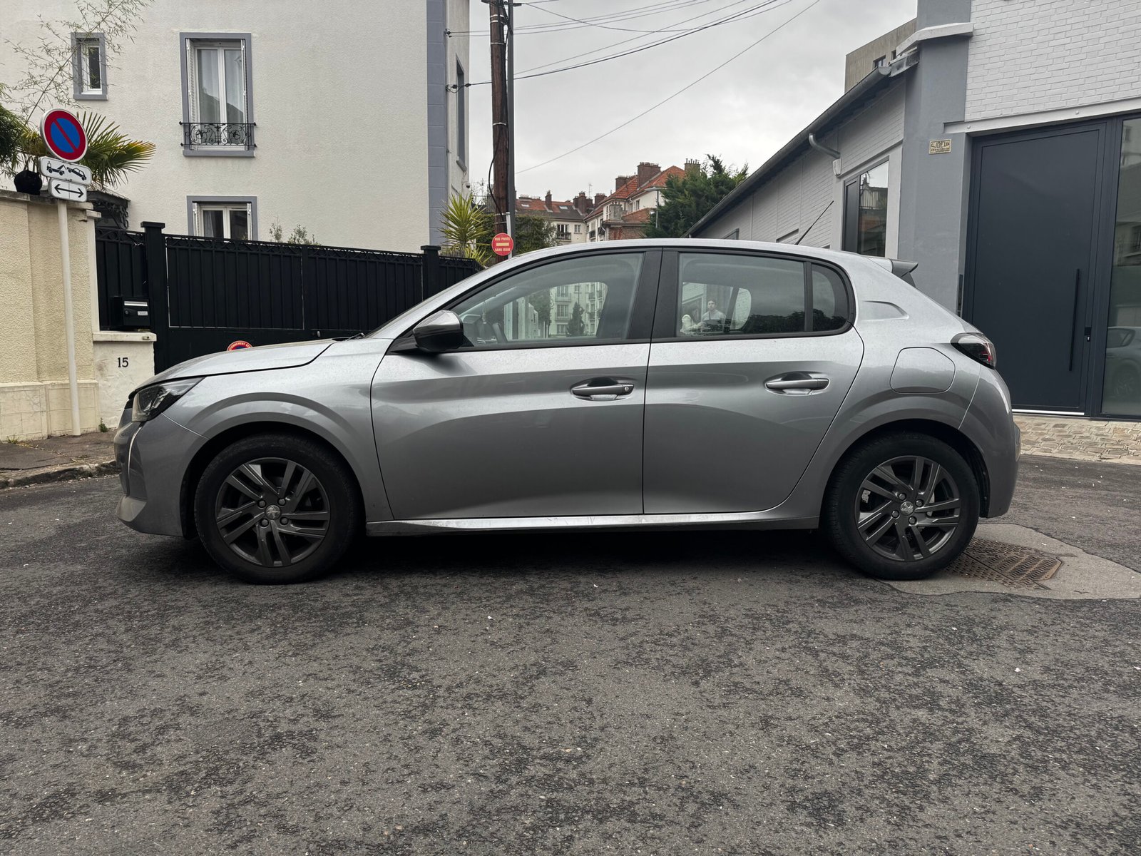 PEUGEOT 208 Active Business 75 cv