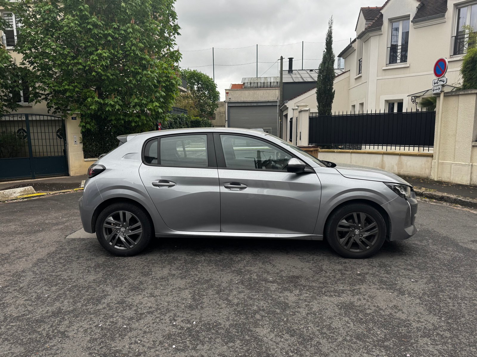 PEUGEOT 208 Active Business 75 cv