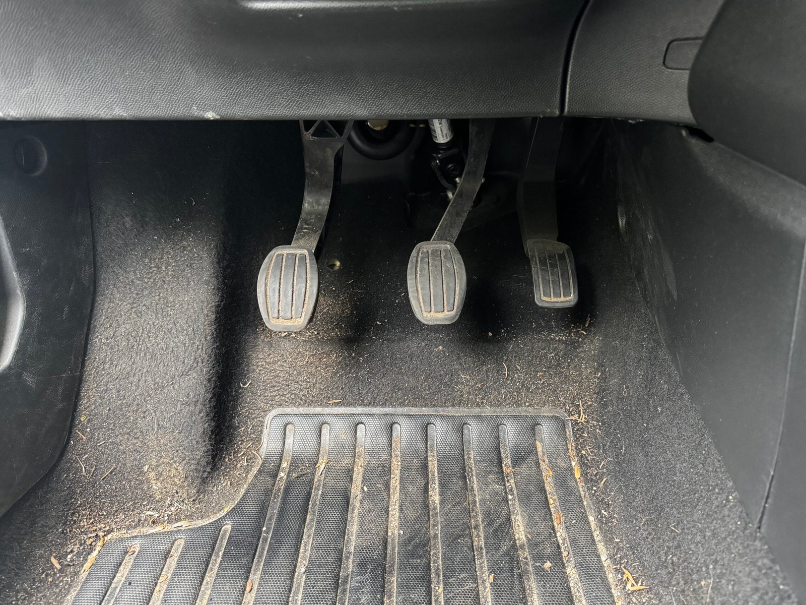 PEUGEOT 208 Active Business 75 cv