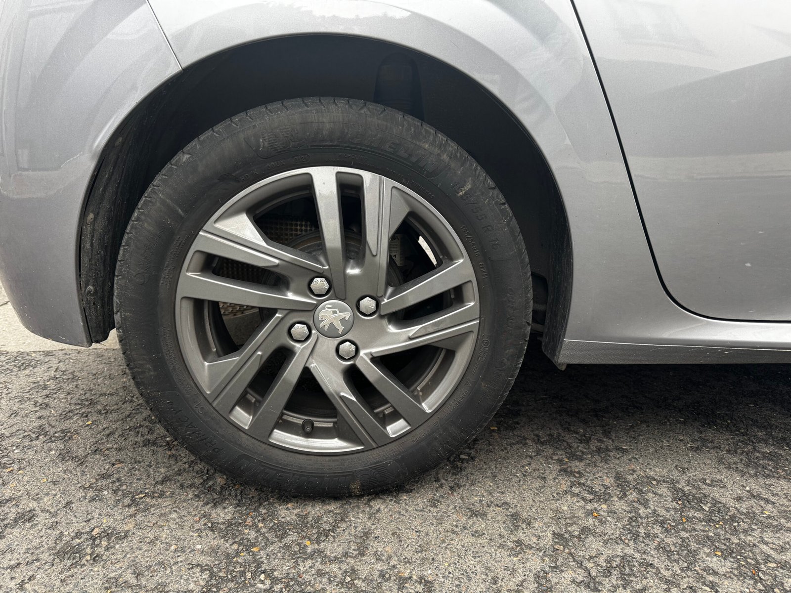 PEUGEOT 208 Active Business 75 cv