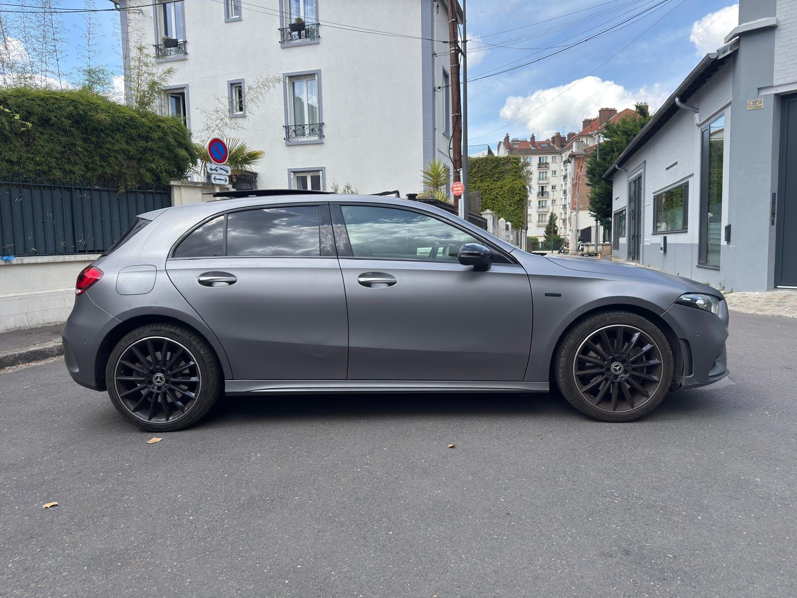 Classe A 250 e Hatchback AMG LINE 218 cv boîte auto