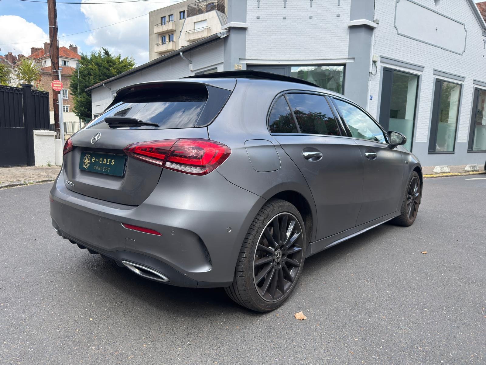 Classe A 250 e Hatchback AMG LINE 218 cv boîte auto