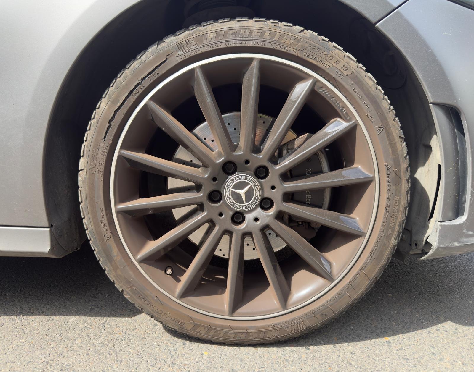 Classe A 250 e Hatchback AMG LINE 218 cv boîte auto