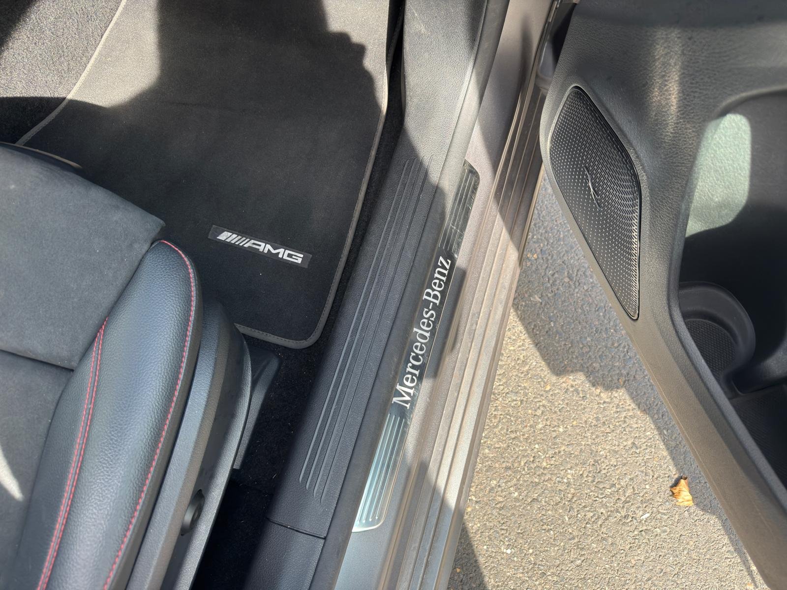 Classe A 250 e Hatchback AMG LINE 218 cv boîte auto