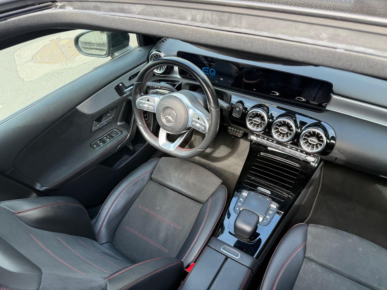 Classe A 250 e Hatchback AMG LINE 218 cv boîte auto