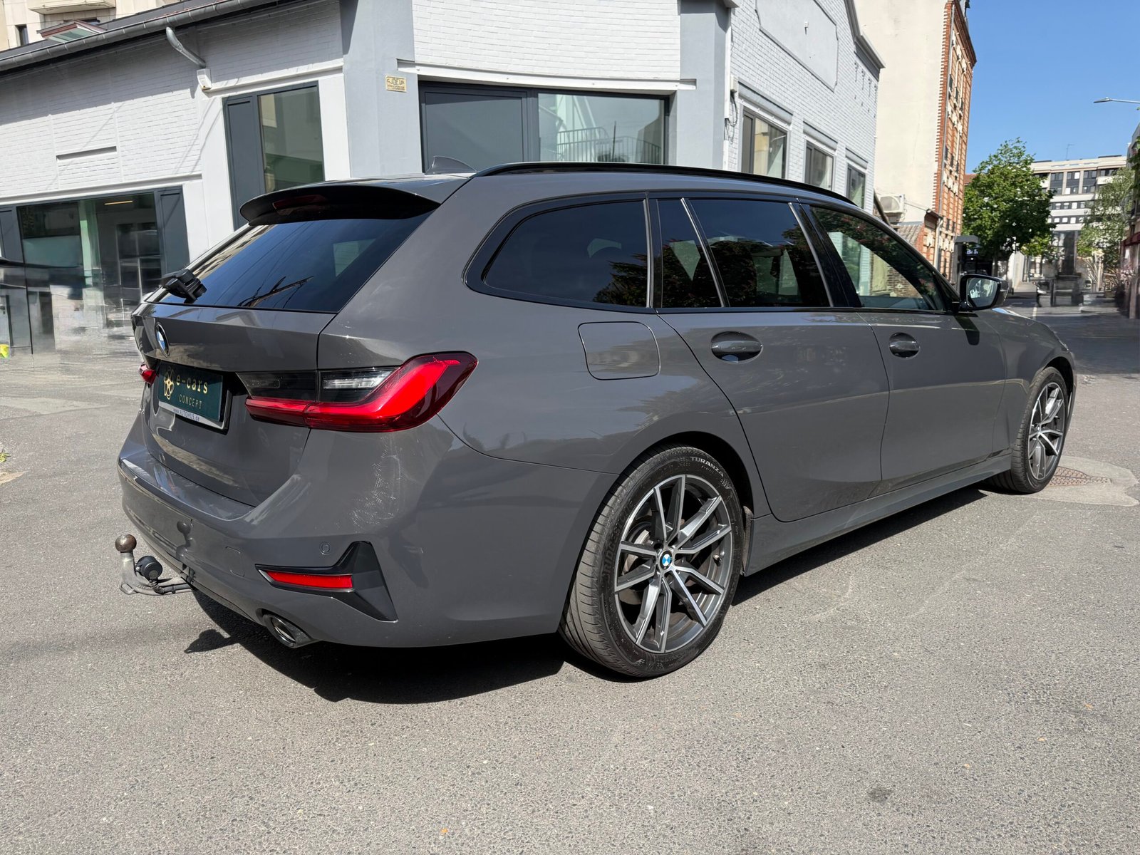 BMW série 3 Touring 320d 2.0 D 16 V MIld hybrid  190cv boîte auto