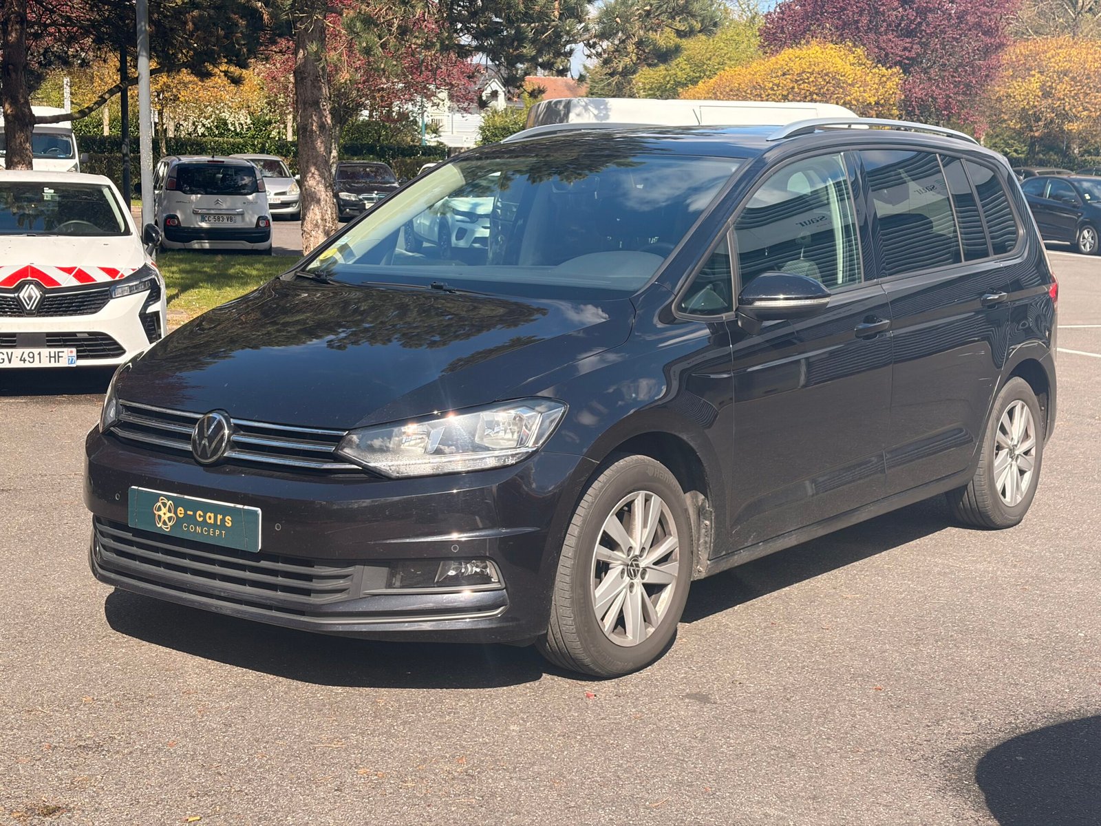 VOLKSWAGEN Touran II 2.0 TDI 16V BlueMotion DSG7 150 cv Boîte auto Lounge Business