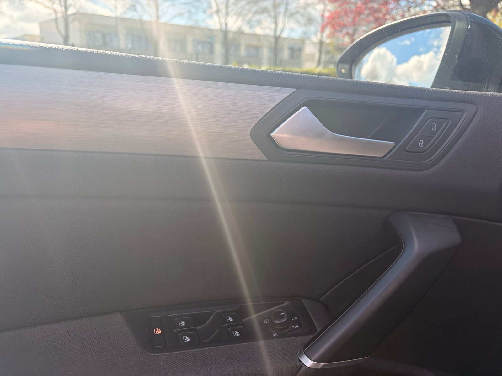 VOLKSWAGEN Touran II 2.0 TDI 16V BlueMotion DSG7 150 cv Boîte auto Lounge Business