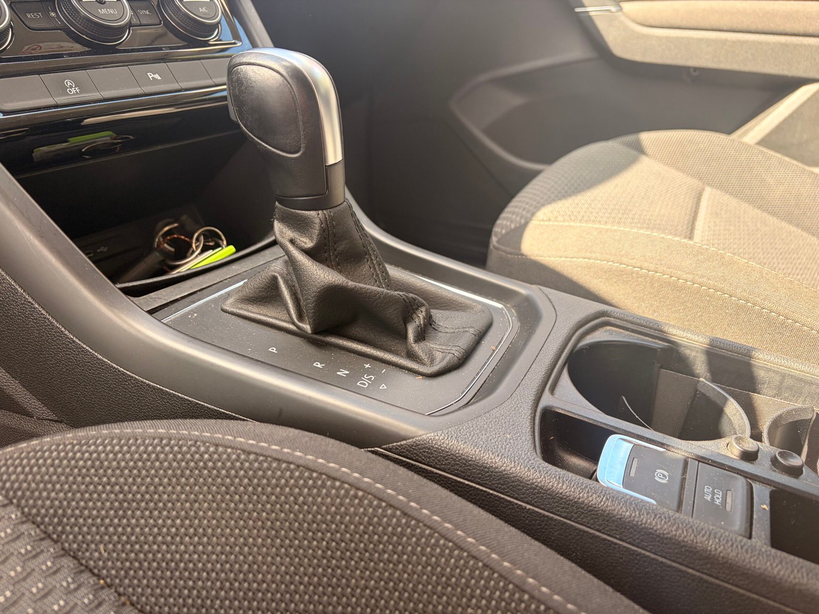 VOLKSWAGEN Touran II 2.0 TDI 16V BlueMotion DSG7 150 cv Boîte auto Lounge Business