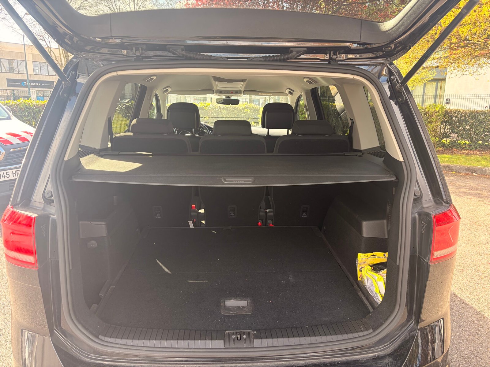 VOLKSWAGEN Touran II 2.0 TDI 16V BlueMotion DSG7 150 cv Boîte auto Lounge Business