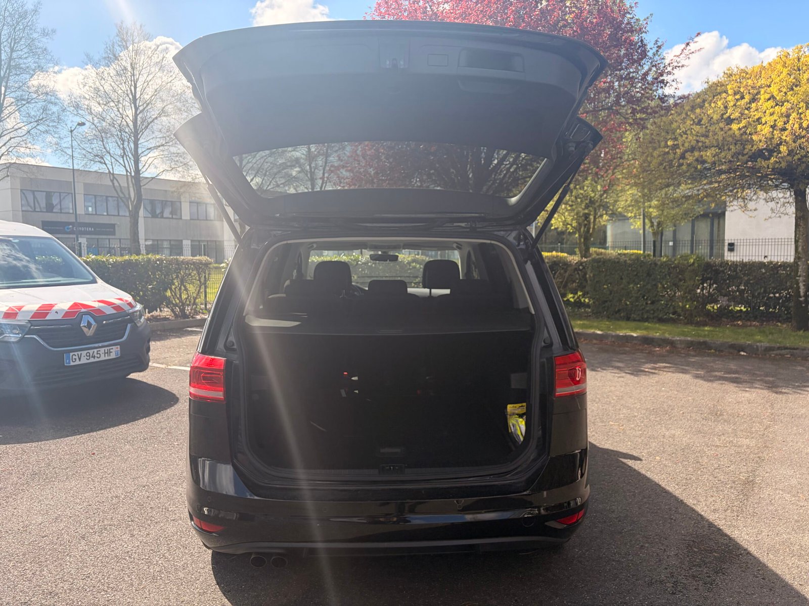 VOLKSWAGEN Touran II 2.0 TDI 16V BlueMotion DSG7 150 cv Boîte auto Lounge Business