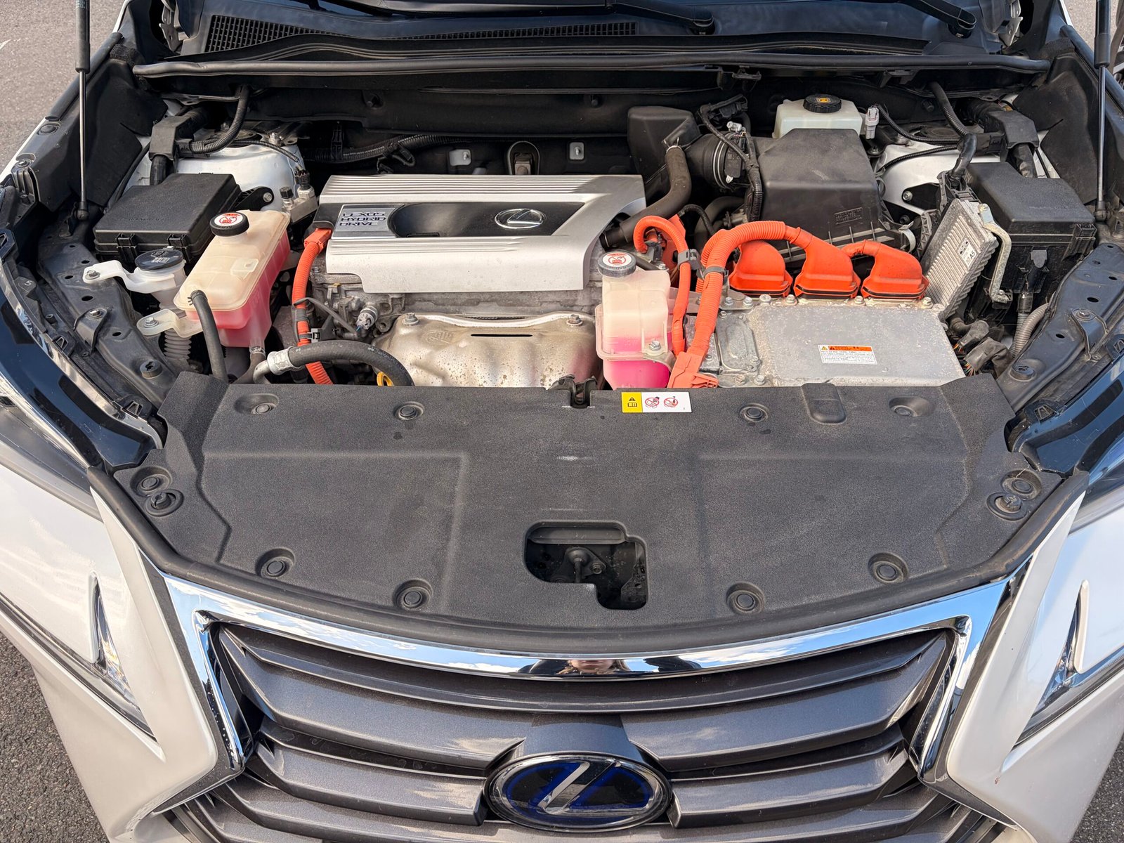 LEXUS NX300h 2.5 VVT-i 16V 197 Hybrid AWD E-CVT 155 cv Boîte auto Luxe