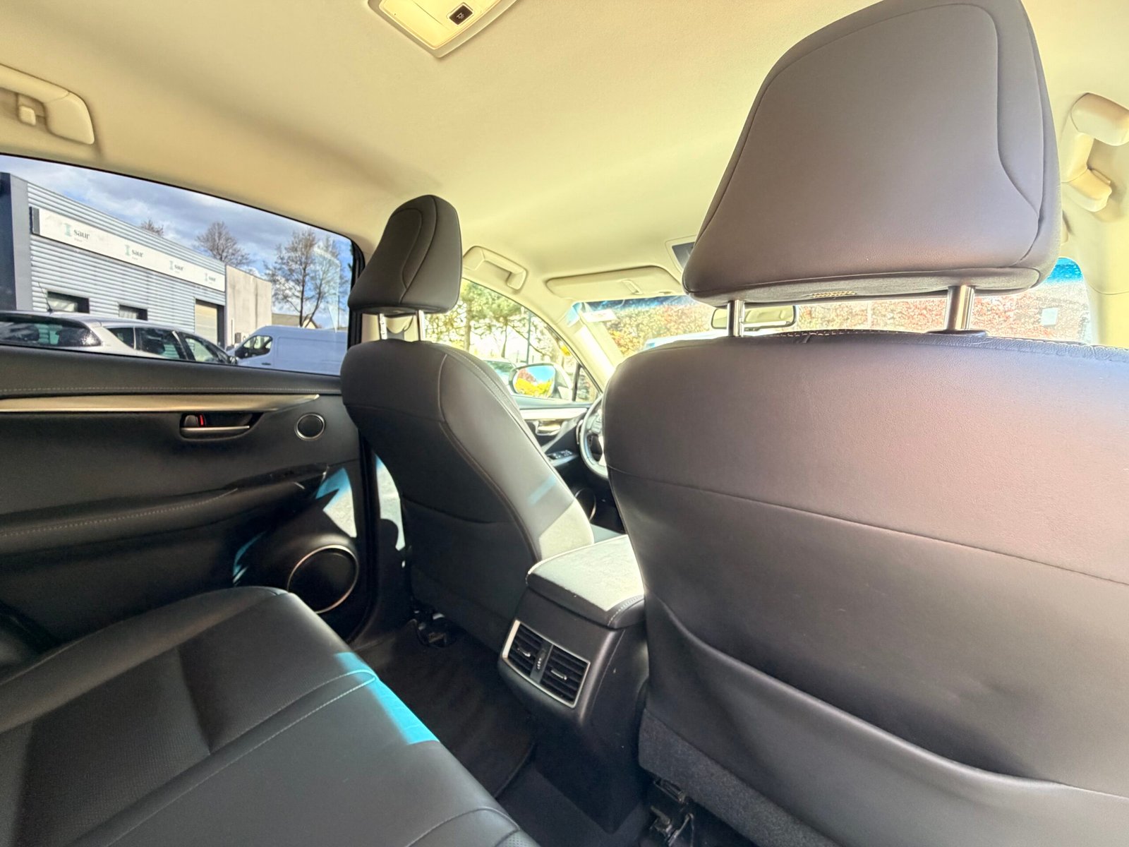 LEXUS NX300h 2.5 VVT-i 16V 197 Hybrid AWD E-CVT 155 cv Boîte auto Luxe