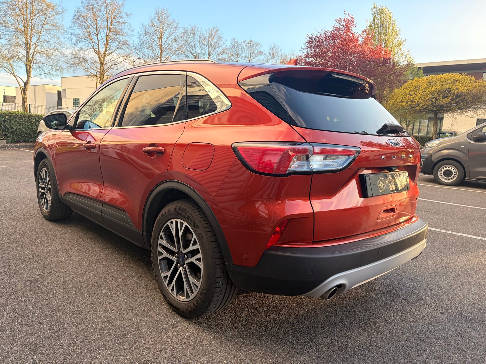 FORD Kuga III 2.5 Duratec 16V 225 PHEV 4×2 CVT 152 cv Boîte auto Titanium