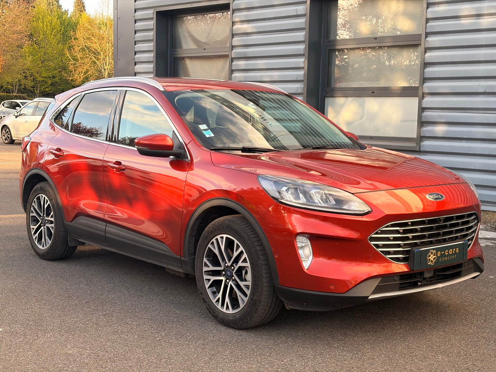 FORD Kuga III 2.5 Duratec 16V 225 PHEV 4×2 CVT 152 cv Boîte auto Titanium