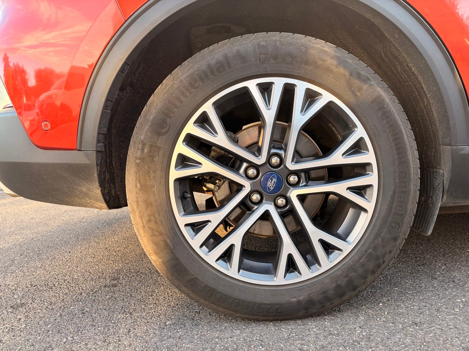 FORD Kuga III 2.5 Duratec 16V 225 PHEV 4×2 CVT 152 cv Boîte auto Titanium