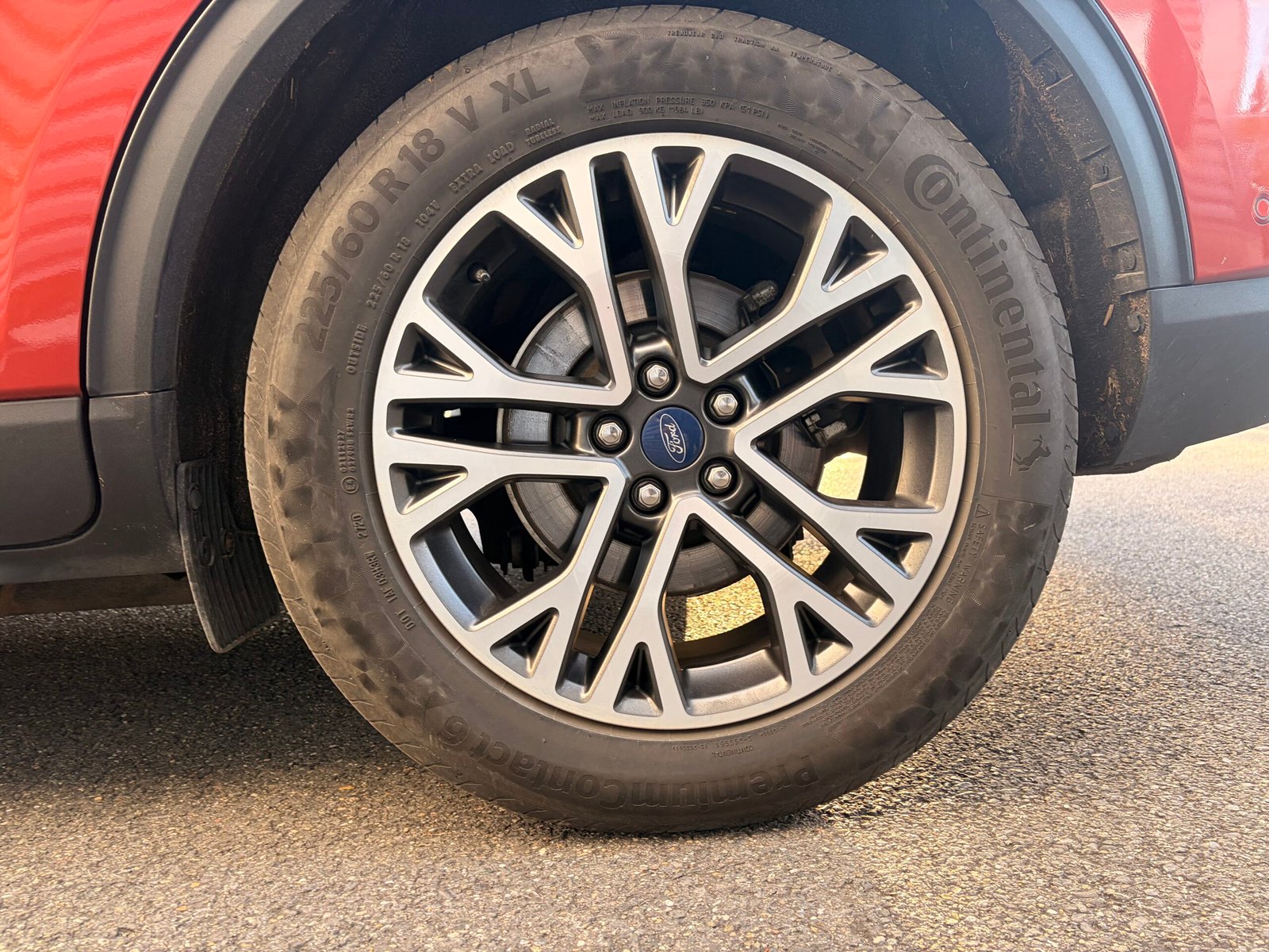 FORD Kuga III 2.5 Duratec 16V 225 PHEV 4×2 CVT 152 cv Boîte auto Titanium