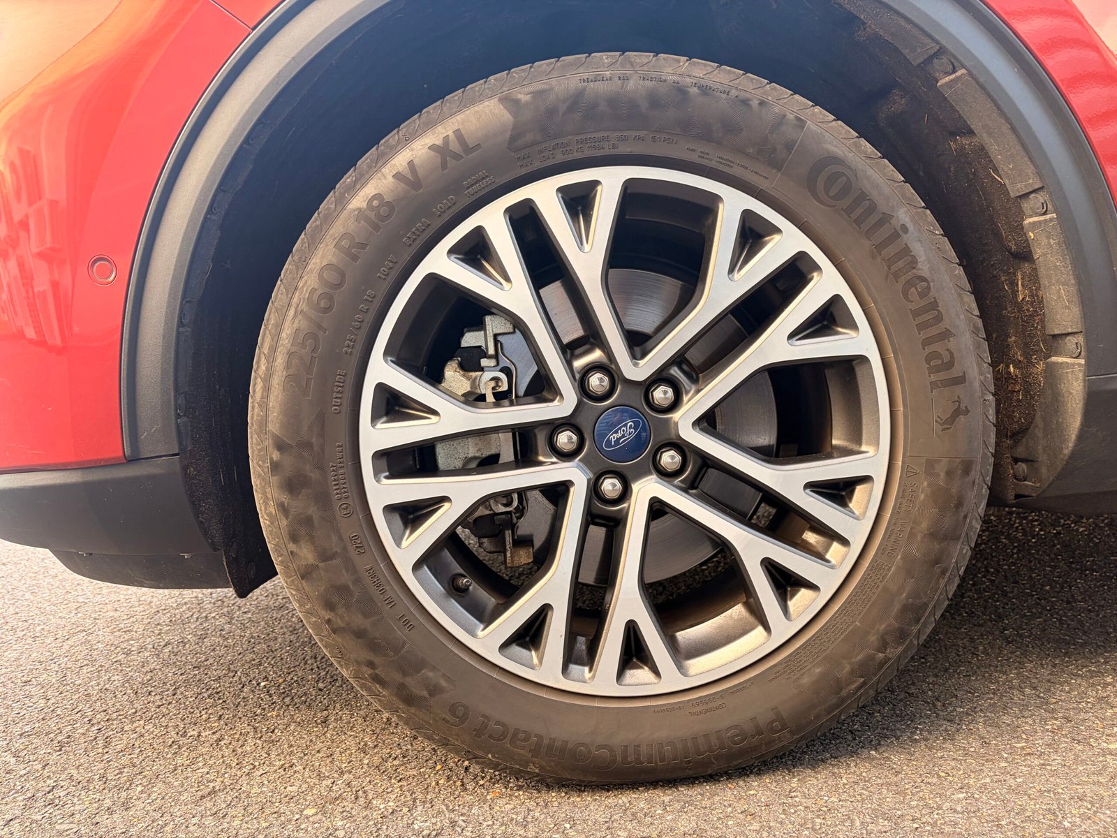 FORD Kuga III 2.5 Duratec 16V 225 PHEV 4×2 CVT 152 cv Boîte auto Titanium