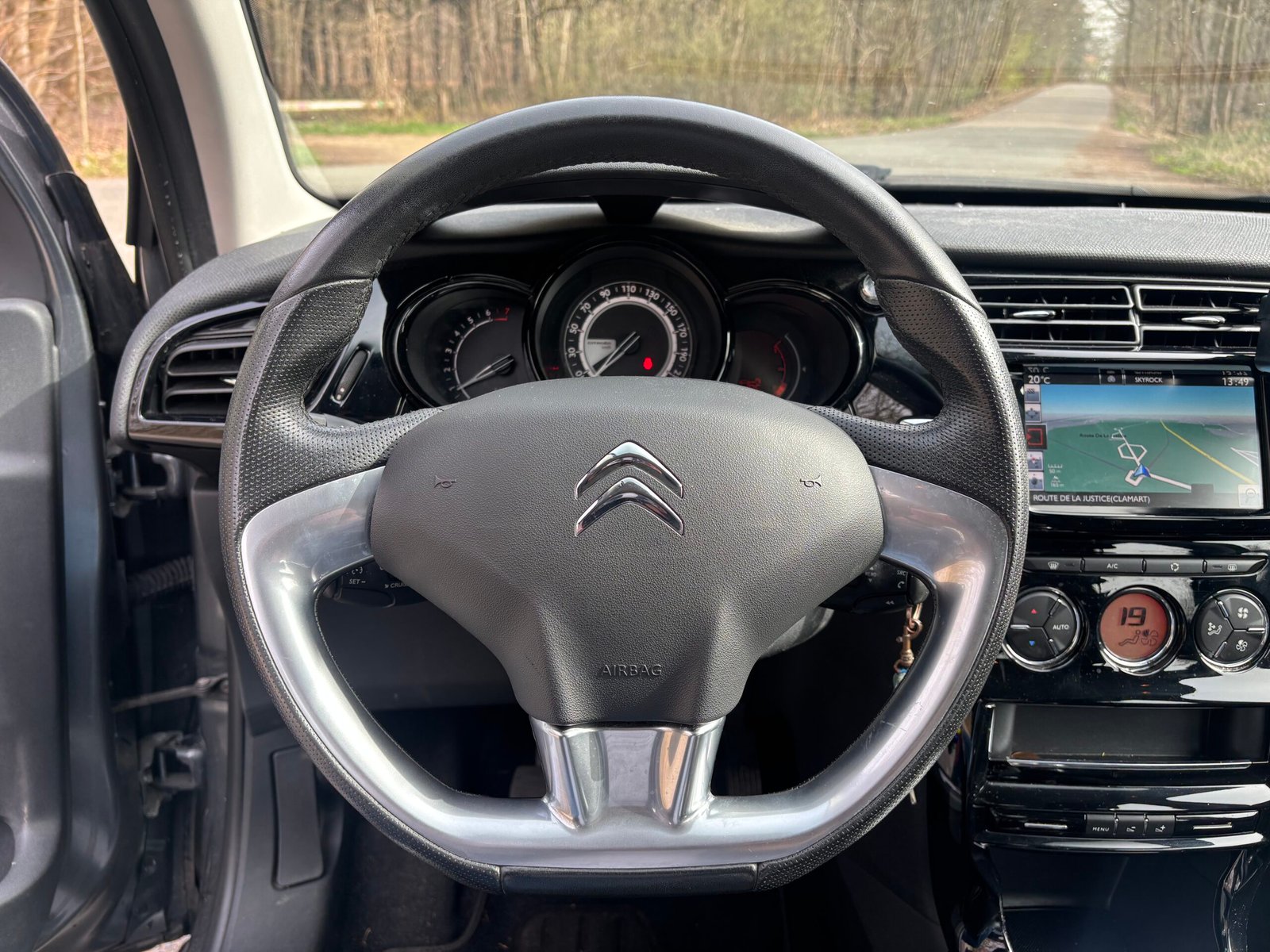 CITROËN C3 II 1.2 e-VTi 12V 82 cv EXCLUSIVE