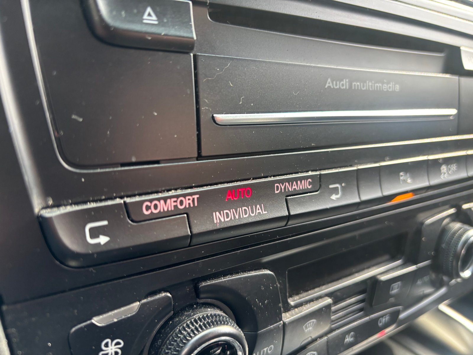 AUDI Q5 2.0 TFSI 16V Quattro 211 S line