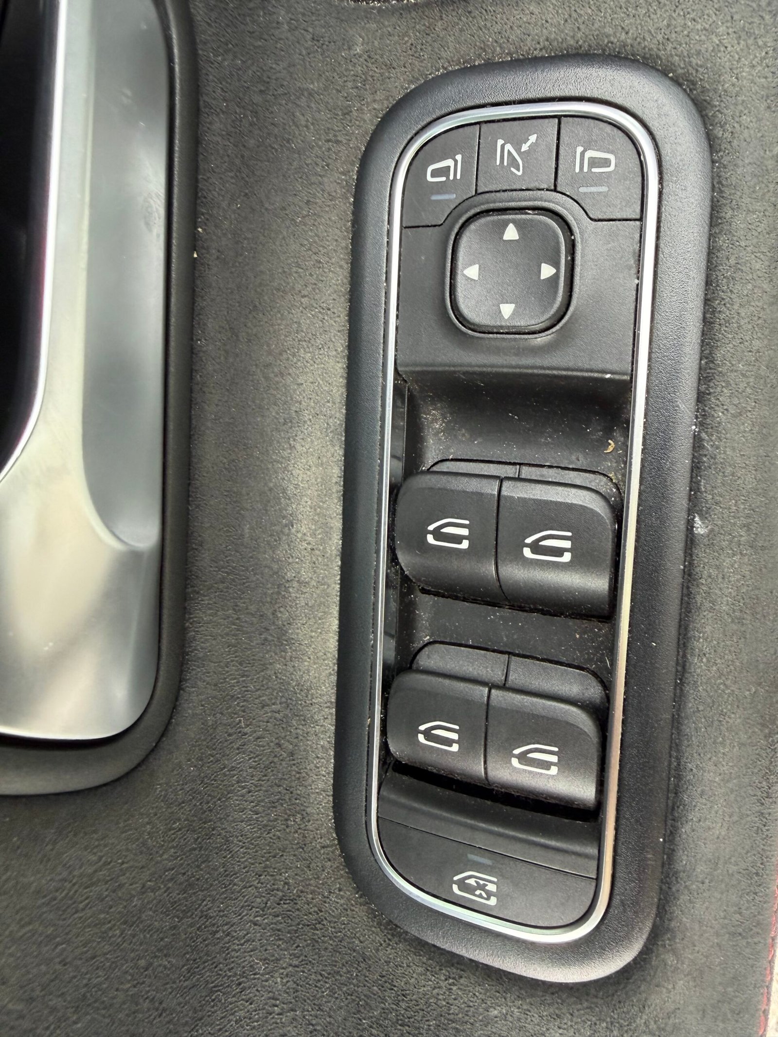 MERCEDES-BENZ Classe A 200 163 cv Boîte auto PACK AMG