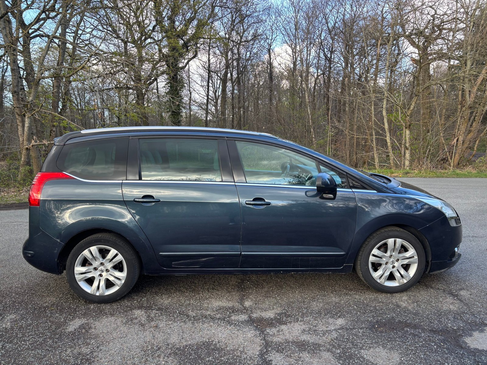 PEUGEOT 5008 1.6 HDi FAP 112 cv ALLURE