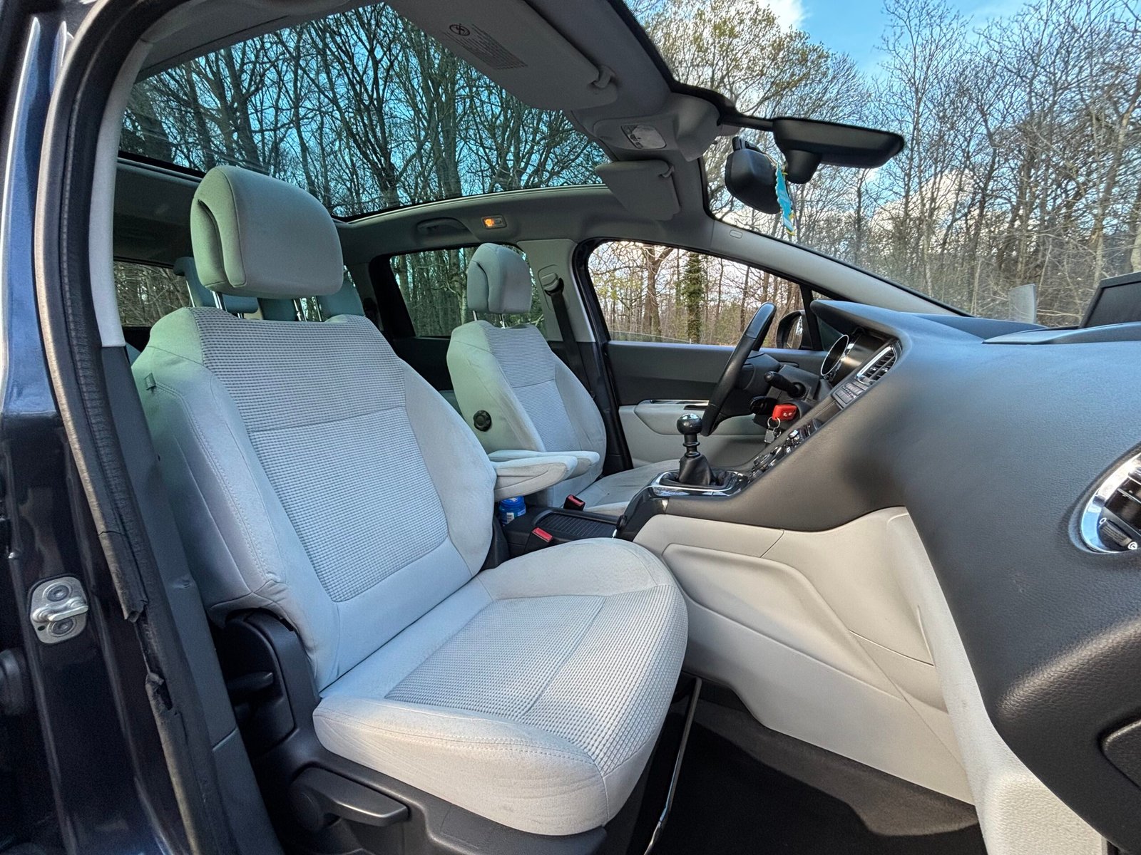 PEUGEOT 5008 1.6 HDi FAP 112 cv ALLURE