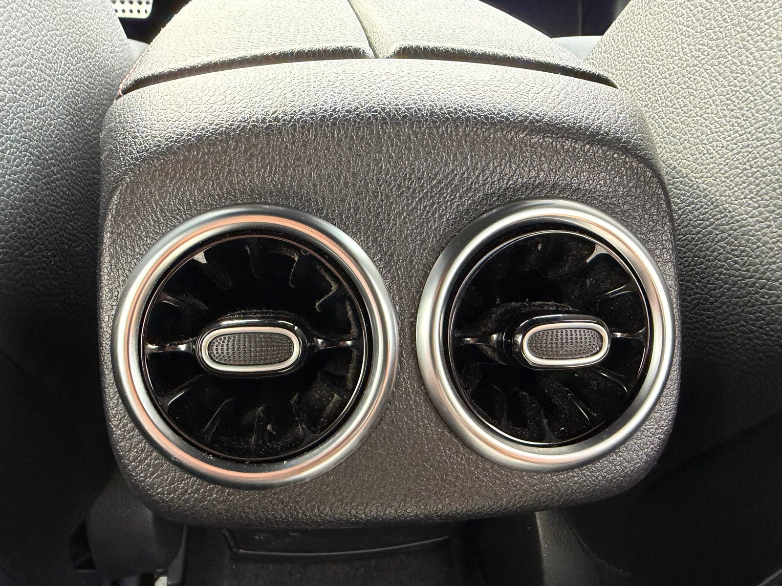 MERCEDES-BENZ Classe A 200 163 cv Boîte auto PACK AMG