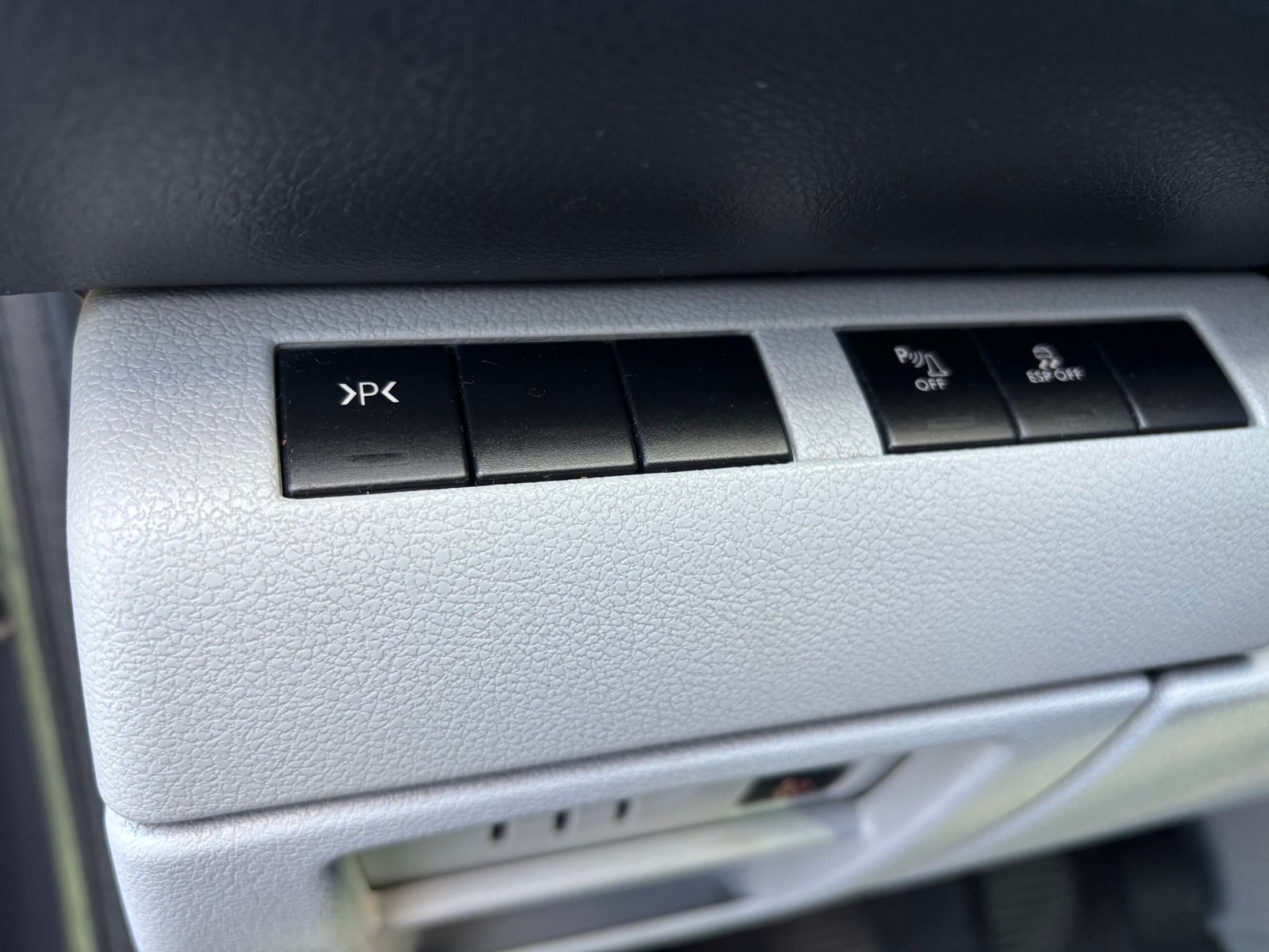 PEUGEOT 5008 1.6 HDi FAP 112 cv ALLURE