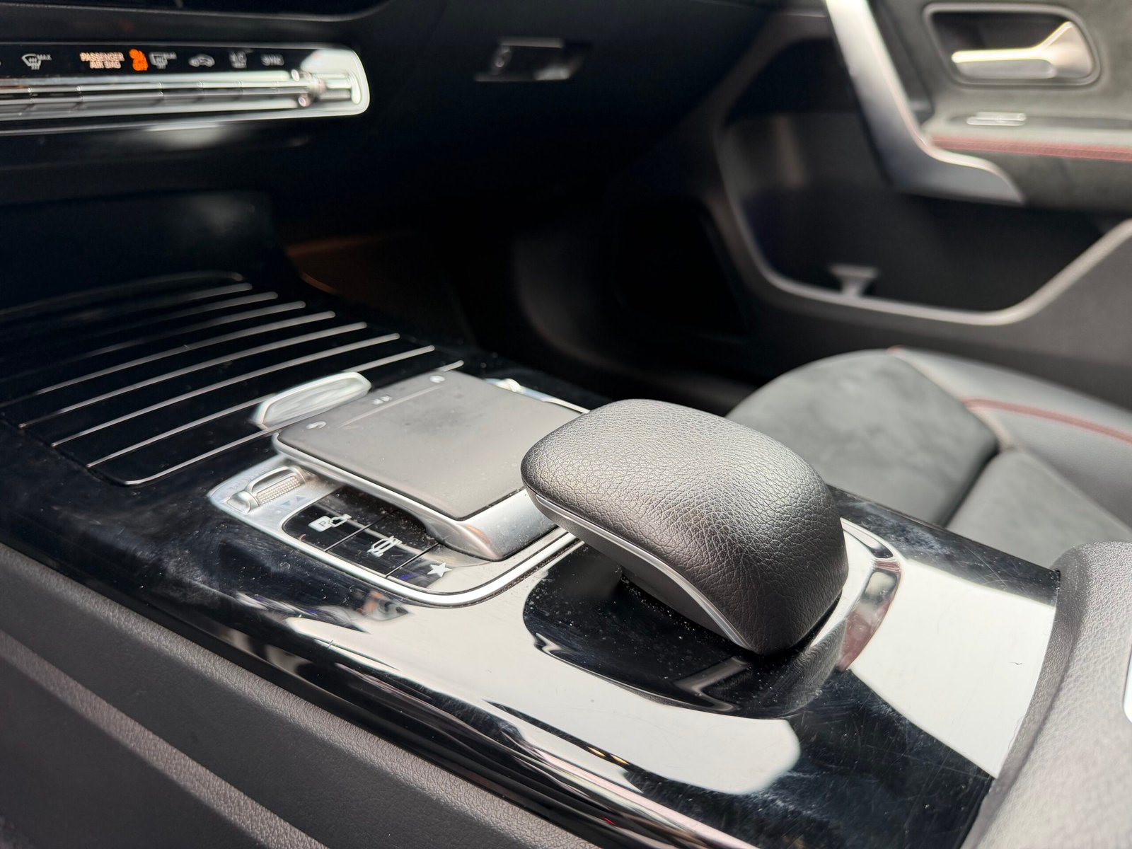 MERCEDES-BENZ Classe A 200 163 cv Boîte auto PACK AMG