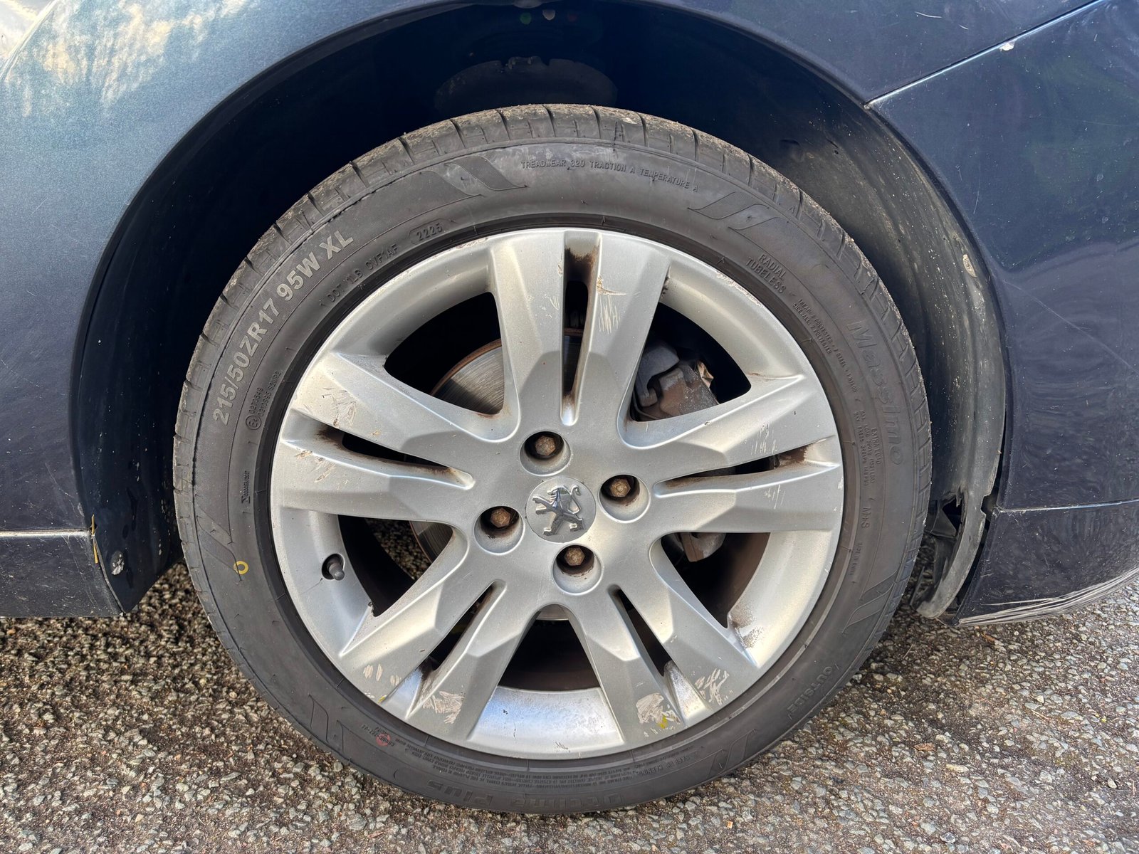 PEUGEOT 5008 1.6 HDi FAP 112 cv ALLURE