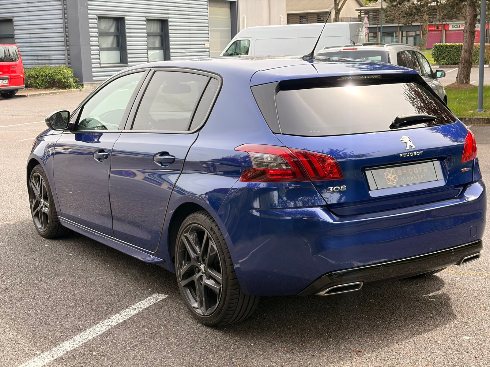 PEUGEOT 308 Phase II 1.2 THP Puretech 12V GPF EAT8 130 cv Boîte auto GT Line